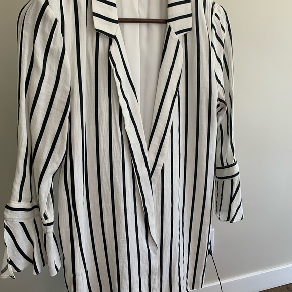 Striped blazer - Picture 2 of 3